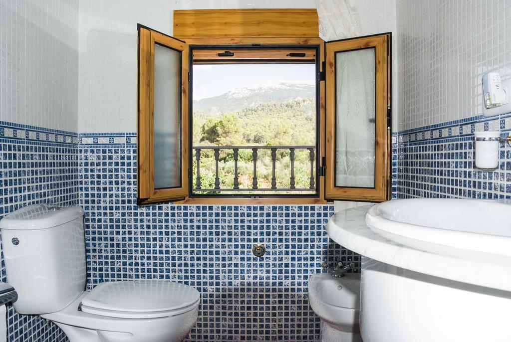 Pensjonat Casa Felix Segura de la Sierra Zewnętrze zdjęcie